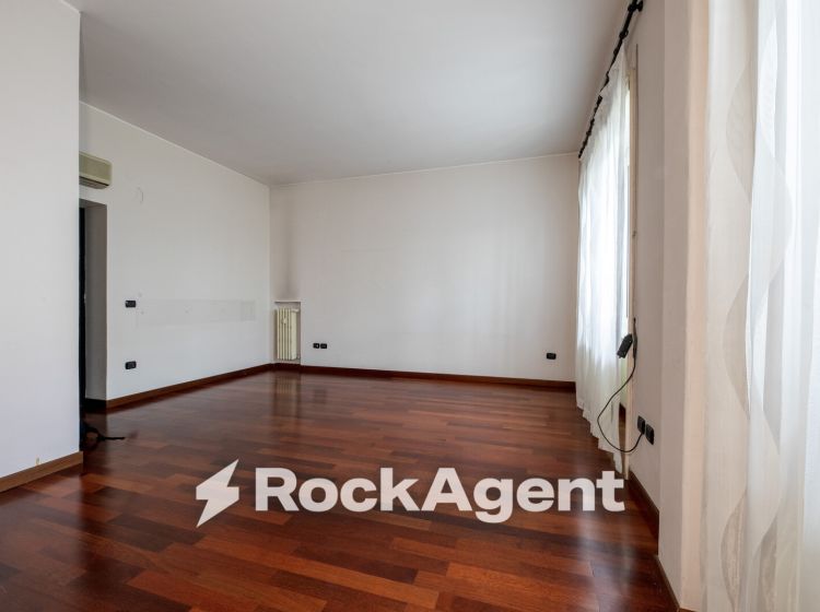 Trilocale in affitto, via del Casale Strozzi, Degli Eroi, Roma