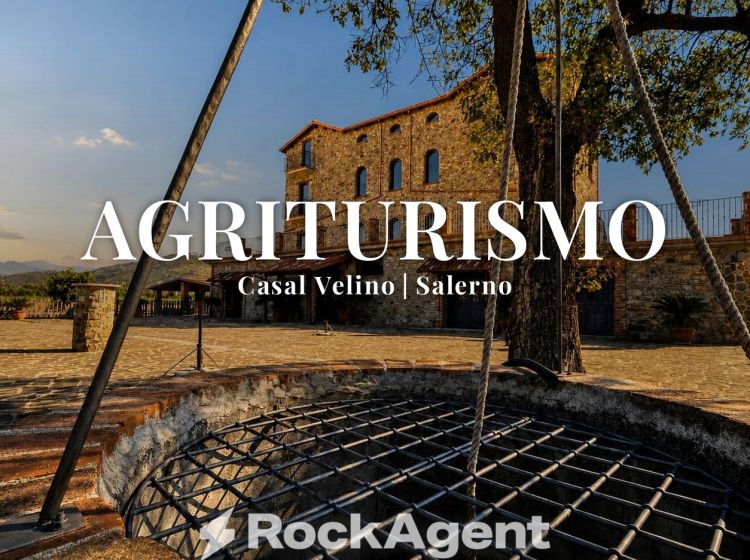 Stabile o palazzo in vendita, via Quattroponti 7, Casal Velino