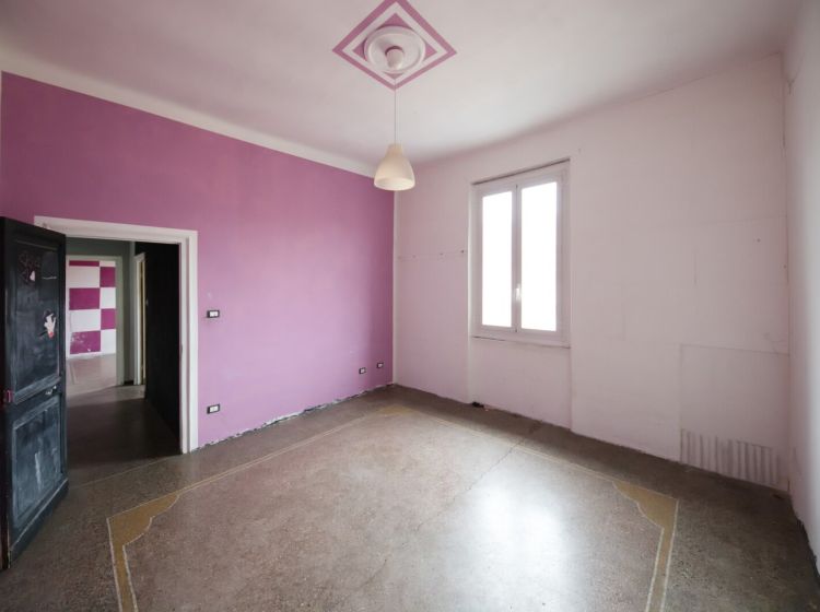 Appartamento in vendita, via Bolzaneto  1, Bolzaneto, Genova
