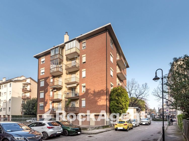 Appartamento in vendita, via Savona  35, Sacra Famiglia, Padova