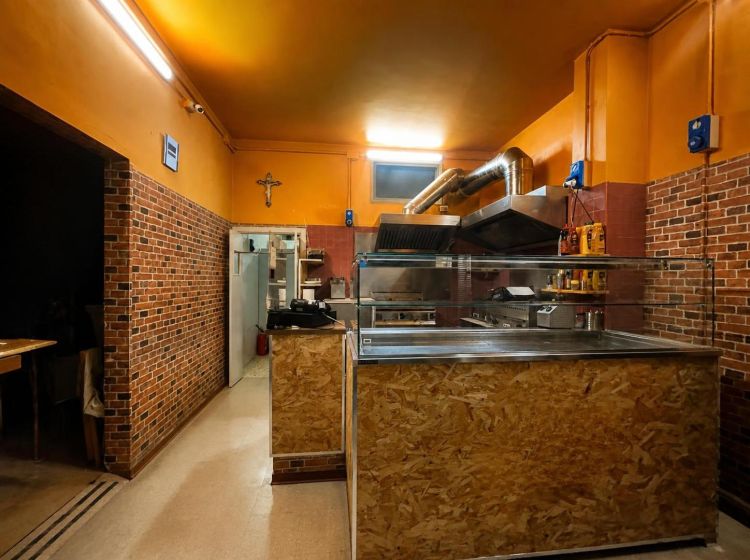 Negozio in vendita, via Pasquale Vitiello  99, Scafati
