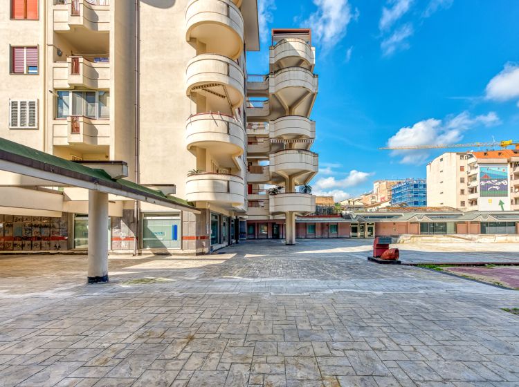 Studio in vendita, Piazza Aldo Moro, Centro, Caserta