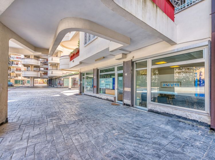 Studio in vendita, Piazza Aldo Moro, Centro, Caserta