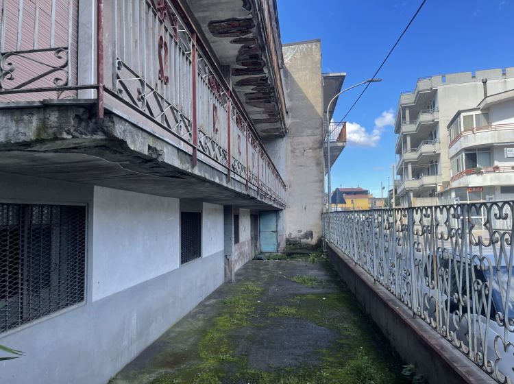 Appartamento in vendita, via Sarno  140, Striano