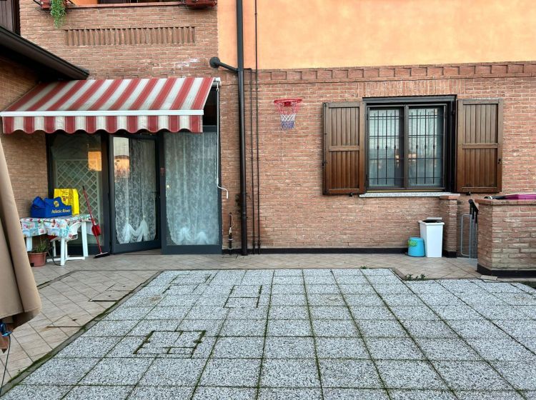 Bilocale in vendita, via Adige  47A, Sorbara, Bomporto