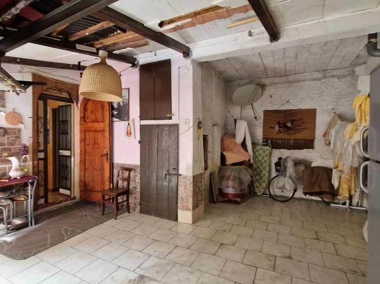 Villa in vendita, via Fratelli Strambio  84, Belgioioso