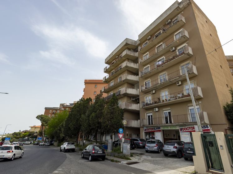 Trilocale in vendita, viale Vincenzo de Filippis  68, De Filippis, Catanzaro