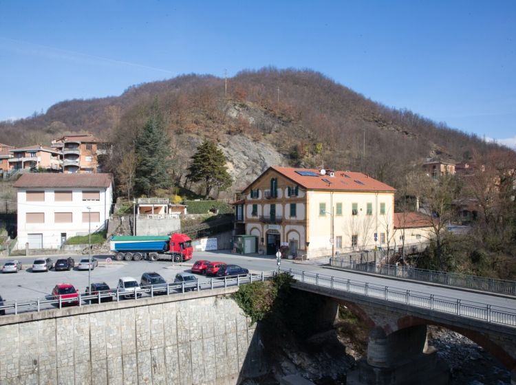Trilocale in vendita, via Avosso  60, Casella