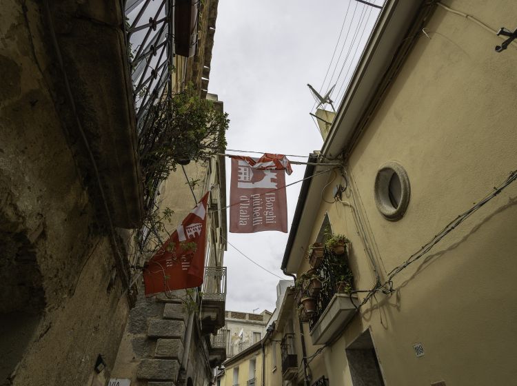 Monolocale in vendita, via Dante Alighieri, Badolato