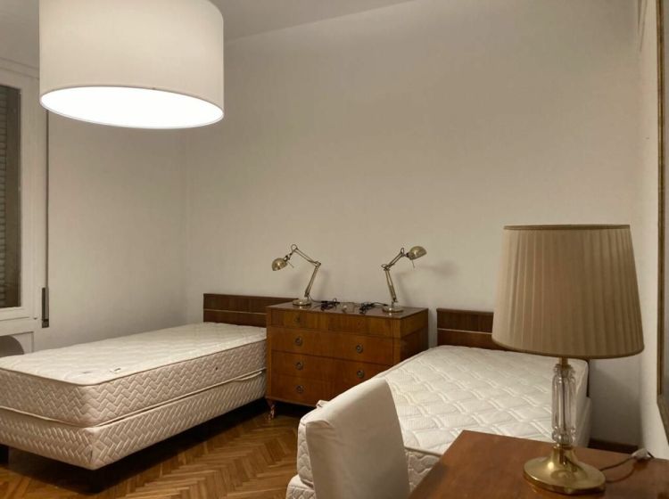 Trilocale in affitto, via Zabarella  81, Santa Sofia, Padova