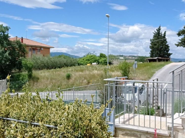 Trilocale in vendita, Contrada Sant&#039; Isidoro  25, Mondavio