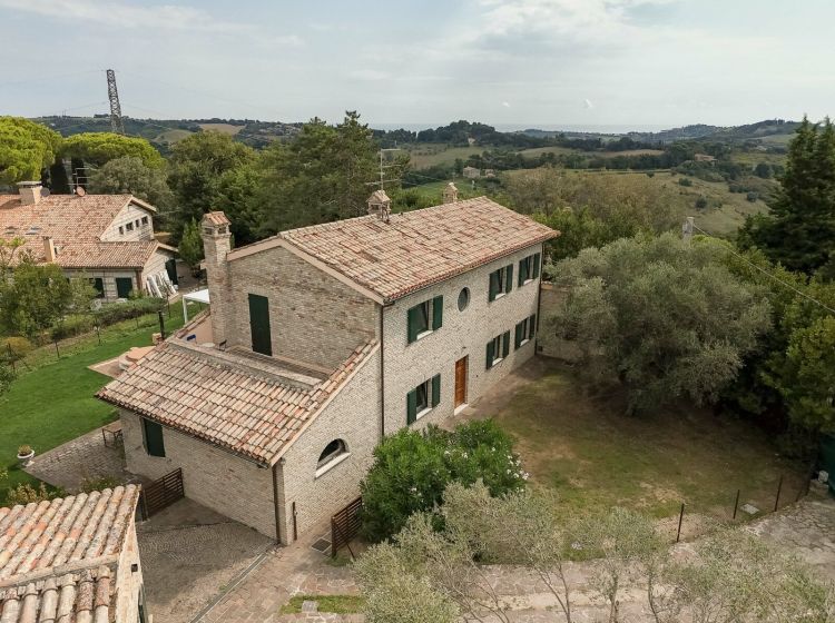 Villa in vendita, Strada Madonna dei Mazza, Pesaro