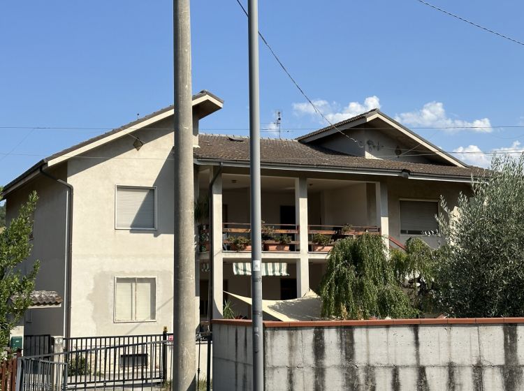 Appartamento in villa in vendita, via delle Nazioni Unite 36, Alanno Scalo, Alanno