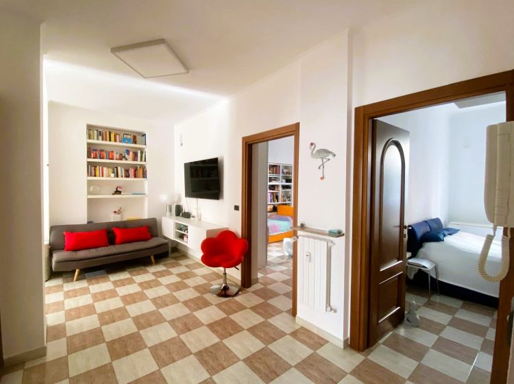 Trilocale in vendita, via Raffaello Morghen  16, San Donato, Torino