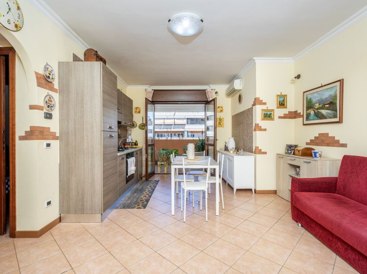 Trilocale in vendita, via Raoul Chiodelli  64, Ponte di Nona, Roma