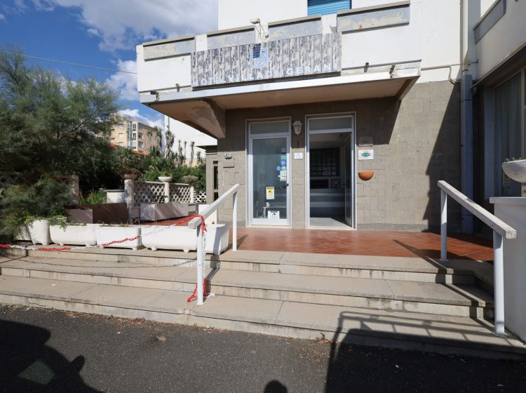 Albergo in vendita, via Trieste  51, Rosignano Solvay, Rosignano Marittimo