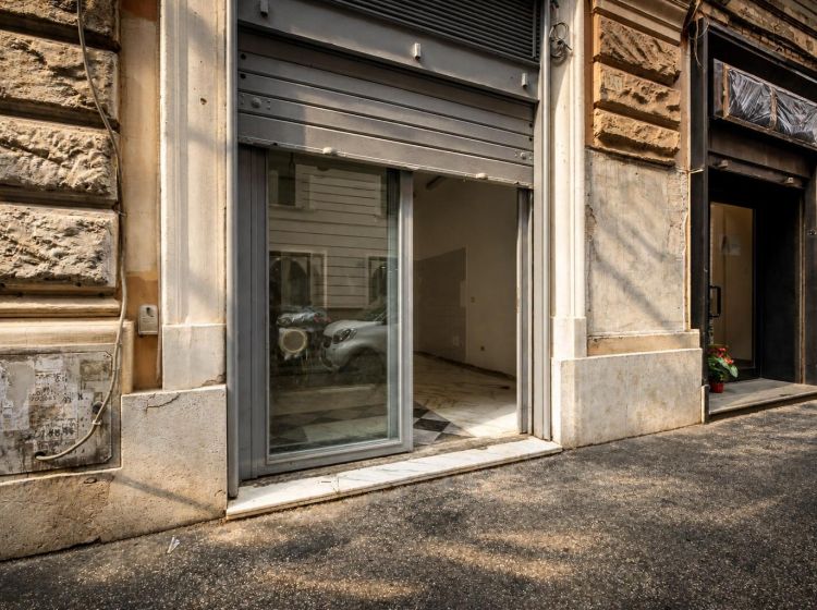 Negozio in affitto, via Salaria  141, Salario, Roma