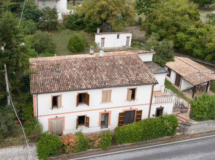 Villa in vendita, via Bellaria  42, Bellaria, Acqualagna