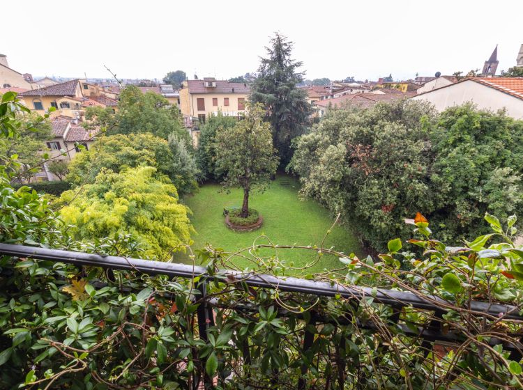 Attico in vendita, vicolo dei bacchettoni  1, Centro storico, Pistoia