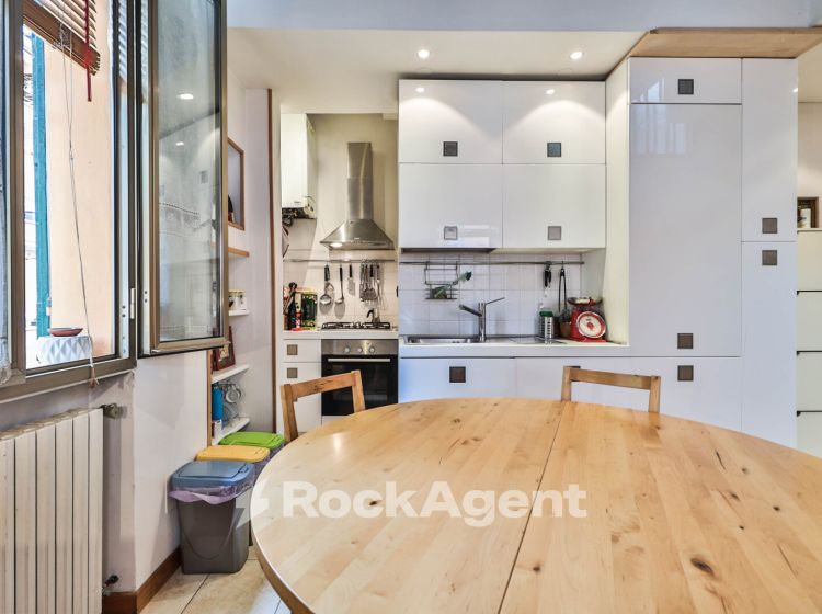Loft in vendita, via del Parco  29, San Vitale, Bologna