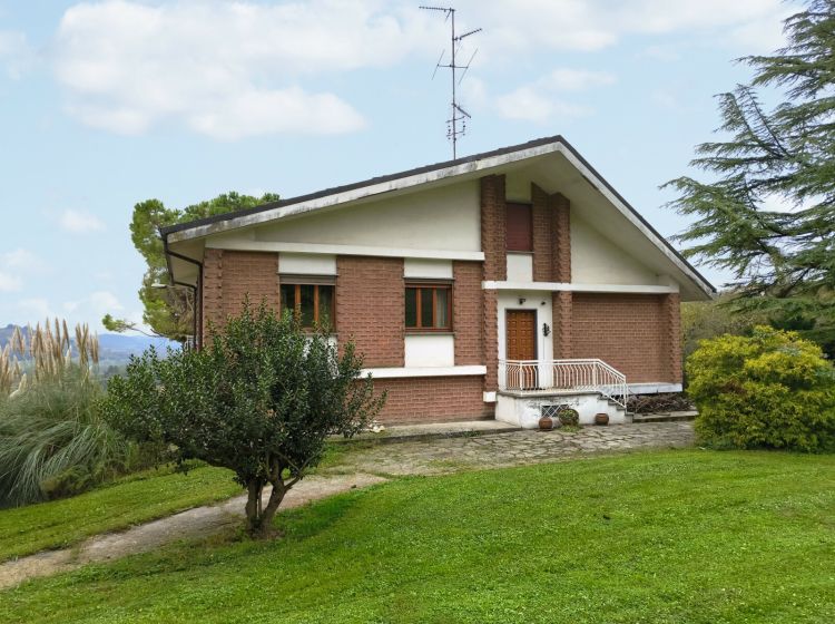 Villa in vendita, SP72  24, San Lorenzo, Vignale Monferrato
