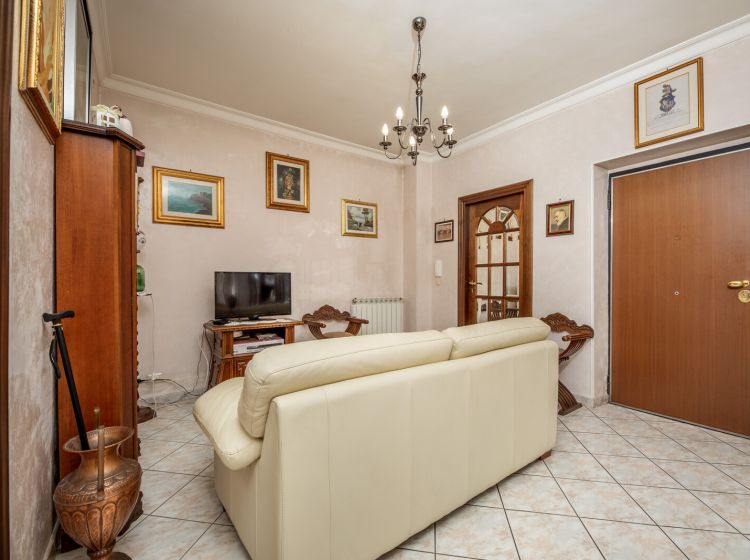 Trilocale in vendita, via Andria  23, Borghesiana, Roma