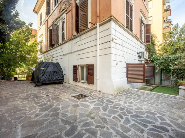 Trilocale in vendita, via dei Prati della Farnesina  62, Ponte Milvio, Roma