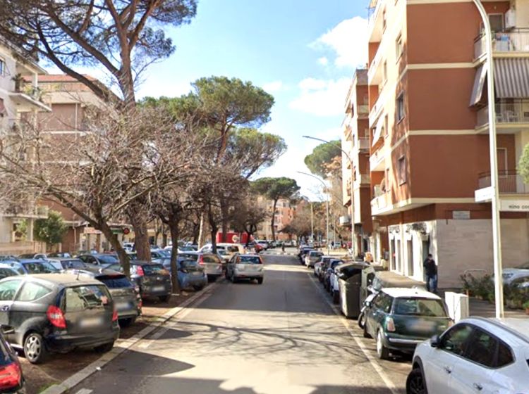 Negozio in vendita, via Antonello da Messina, Ardeatino, Roma