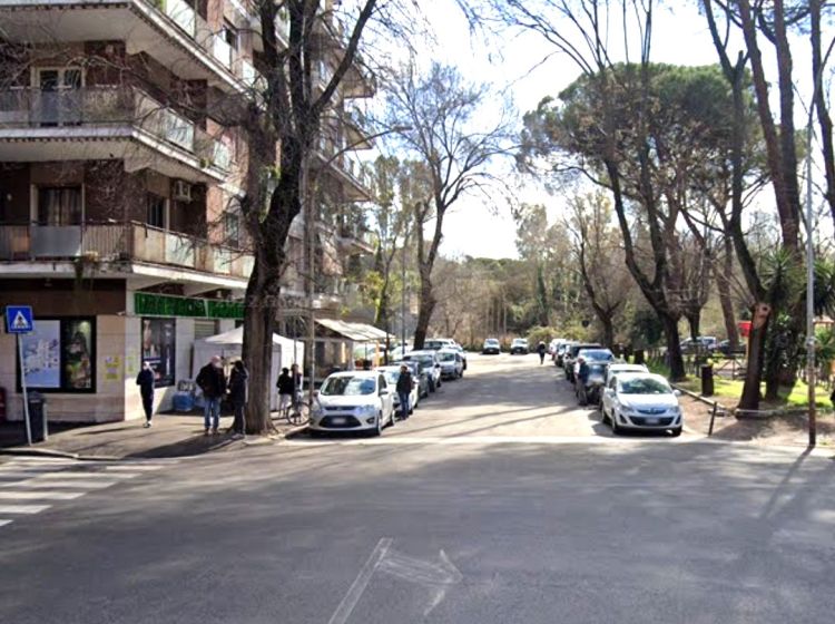 Negozio in vendita, via Antonello da Messina, Ardeatino, Roma