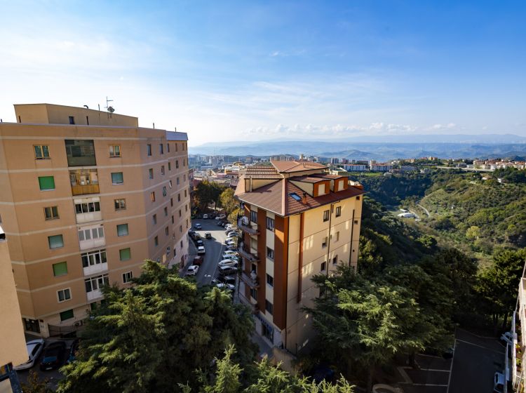 Appartamento in vendita, via Leonardo Gallucci  7, San Leonardo, Catanzaro