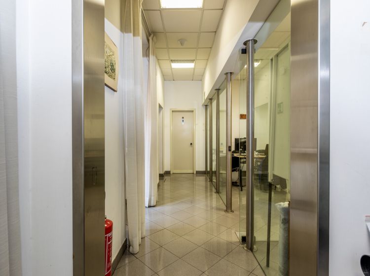 Ufficio in affitto, via Genova  23, Centro Storico, Roma