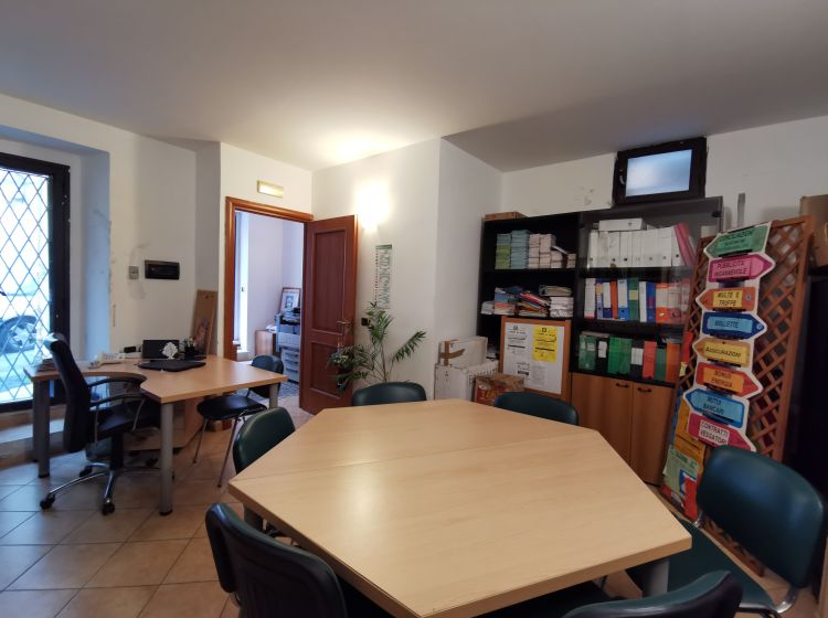 Ufficio in vendita, Vicolo Agricoltori  2, Centro Storico, Catanzaro
