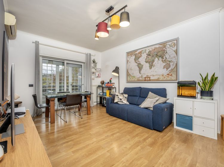 Trilocale in vendita, via Montecassiano  149, San Basilio, Roma