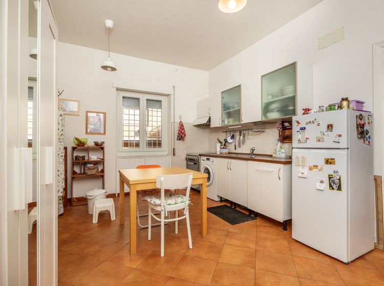 Bilocale in vendita, via Giuseppe Troiani  13, Portuense, Roma
