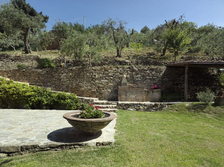 Villa in vendita, Località sopra le Vigne  Calci, MonteMagno, Calci