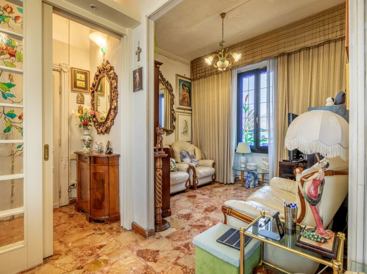 Trilocale in vendita, via Giovanni Lanza  150, Centro Storico, Roma