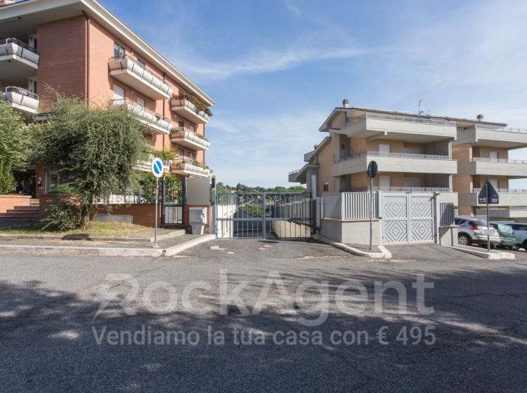 Box / Garage in vendita, via Mario Fasulo  1, Giustiniana, Roma