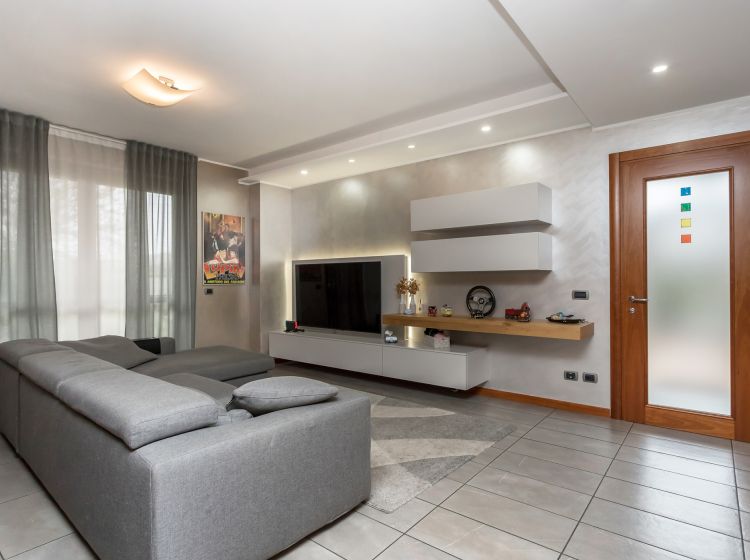 Villa in vendita, via Don Minzoni  31, Stezzano