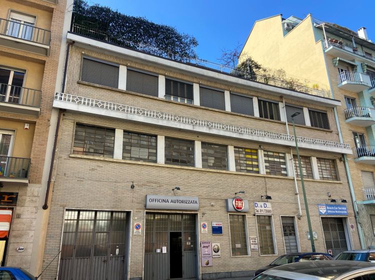 Magazzino o deposito in vendita, via Zumaglia 13 bis/F, Parella, Torino