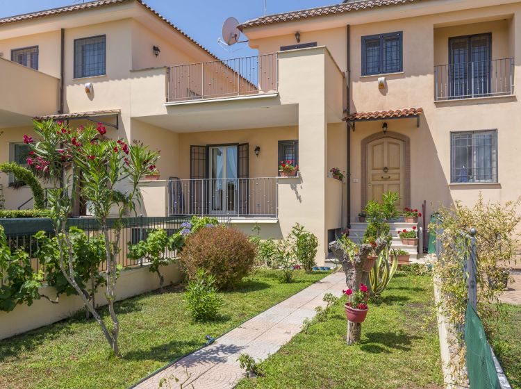 Villa in vendita, via Corrado Parona  48G, Castel di Leva, Roma