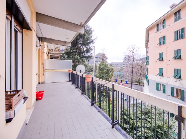 Trilocale in vendita, via San Felice  8, Molassana, Genova