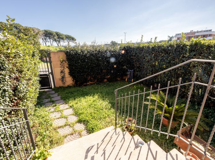 Villa in vendita, viale Attilio Bertolucci, Settecamini, Roma