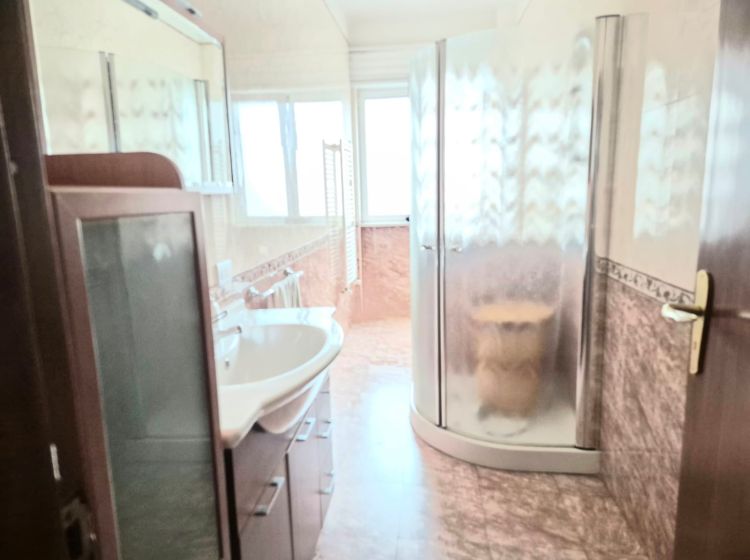 Quadrilocale in vendita, via Magna Grecia  16, Japigia, Bari