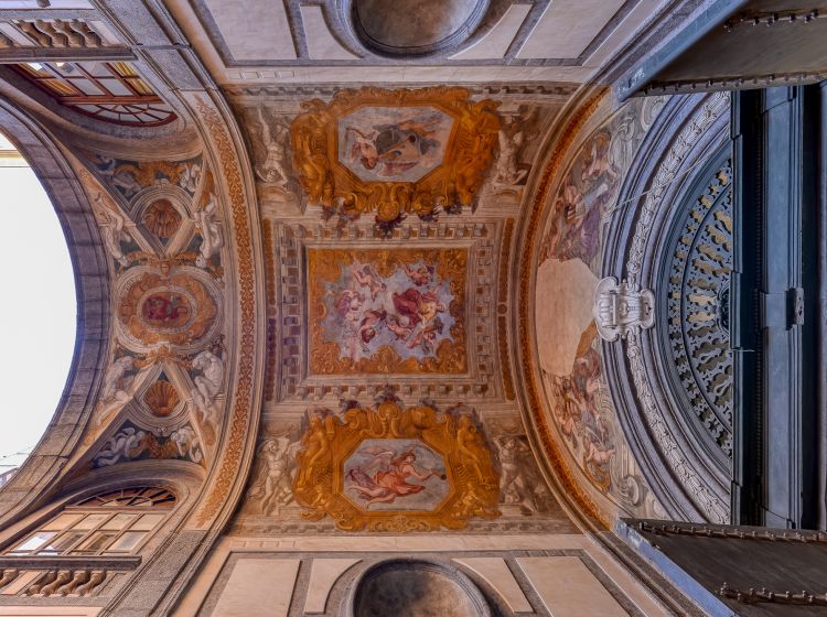 Appartamento in vendita, via Maddaloni, Museo, Napoli