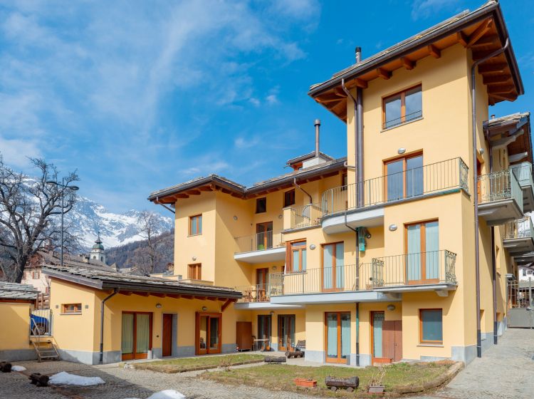 Appartamento in vendita, via G. F. Medail  6, Bardonecchia