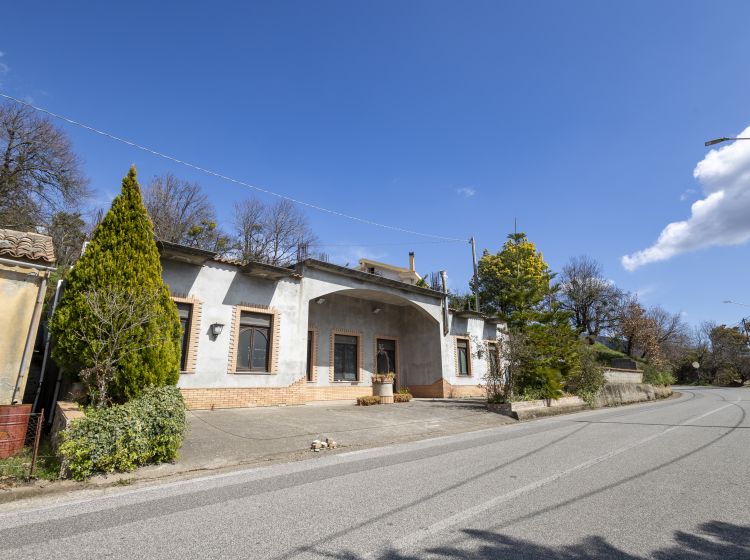 Villa in vendita, Soluri  CZ  Italia, Soluri, Tiriolo