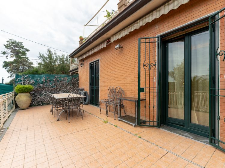 Appartamento in vendita, via Livorno  147, Acitrezza, Aci Castello