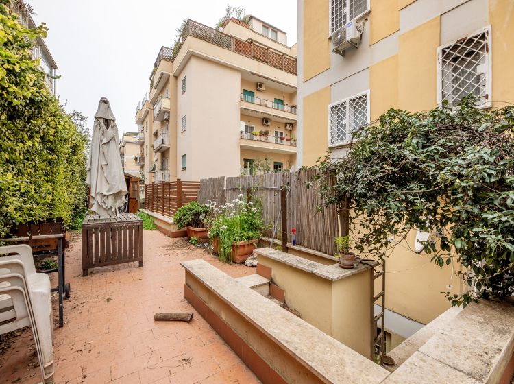 Monolocale in vendita, via della Bufalotta  270, Talenti, Roma
