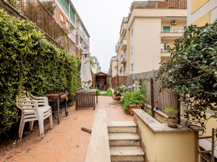 Monolocale in vendita, via della Bufalotta  270, Talenti, Roma