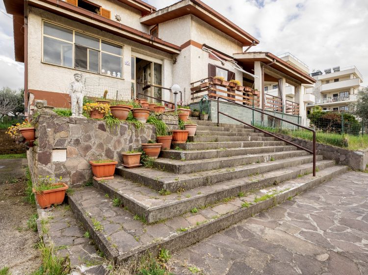 Villa in vendita, via di Valle Muricana  674, Valle Muricana, Roma